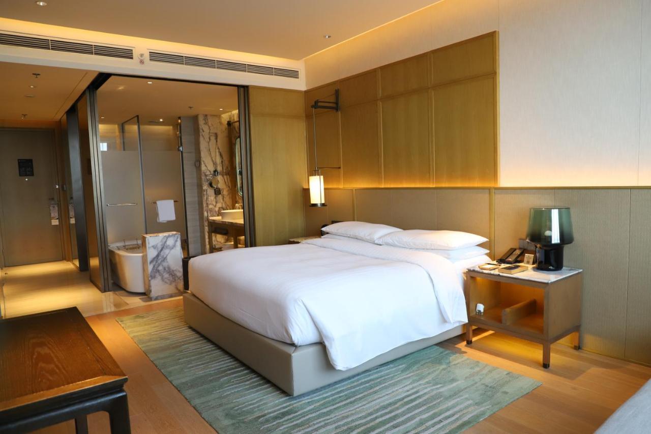 Wuxi Marriott Hotel Lihu Lake Buitenkant foto