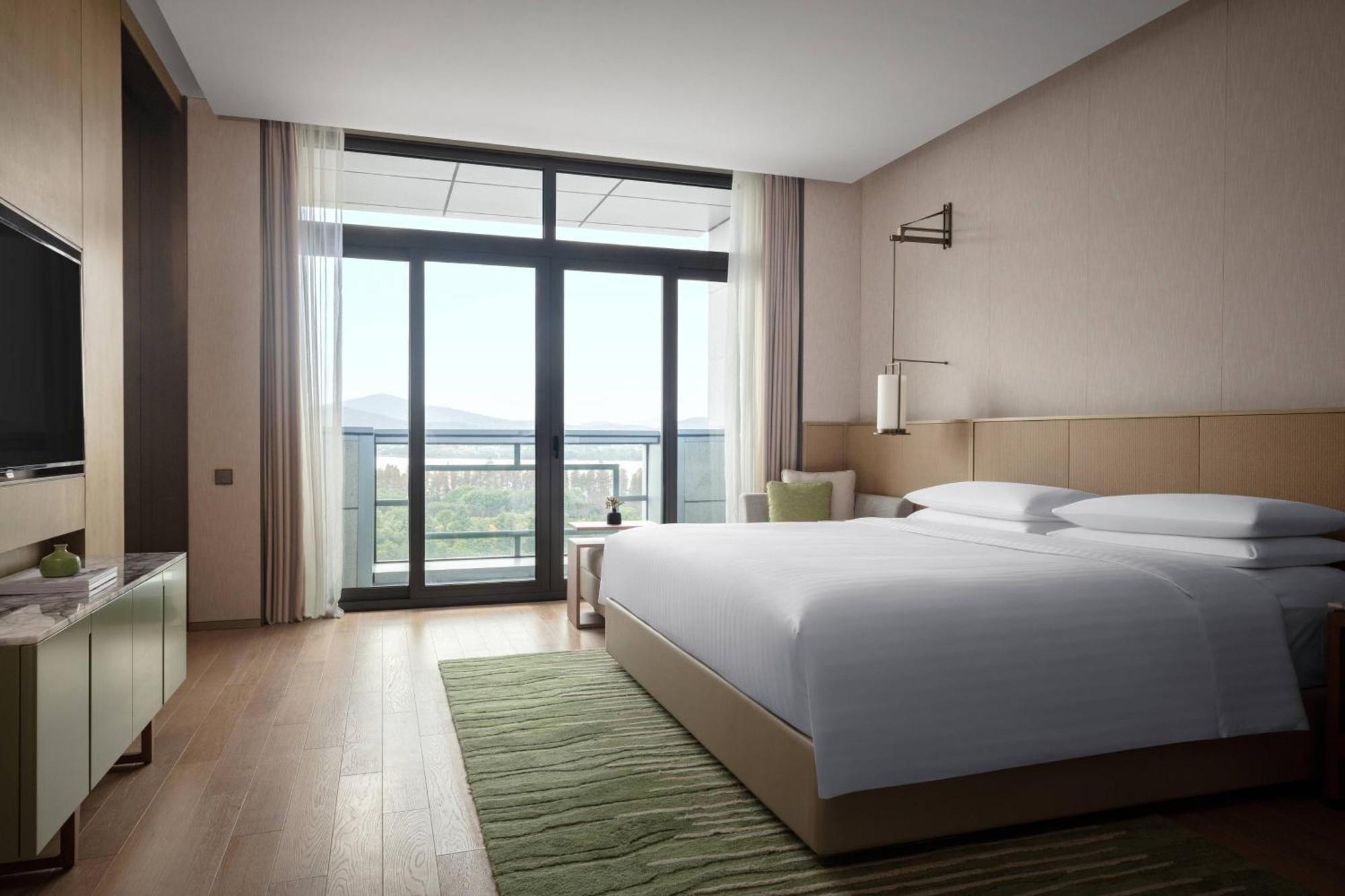 Wuxi Marriott Hotel Lihu Lake Buitenkant foto