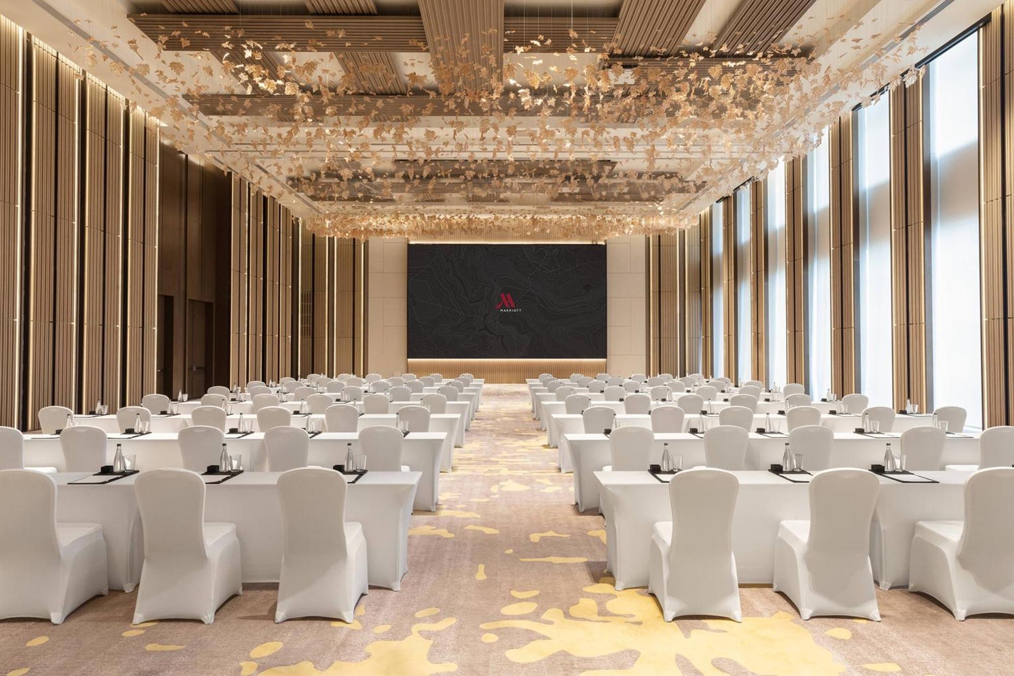 Wuxi Marriott Hotel Lihu Lake Buitenkant foto