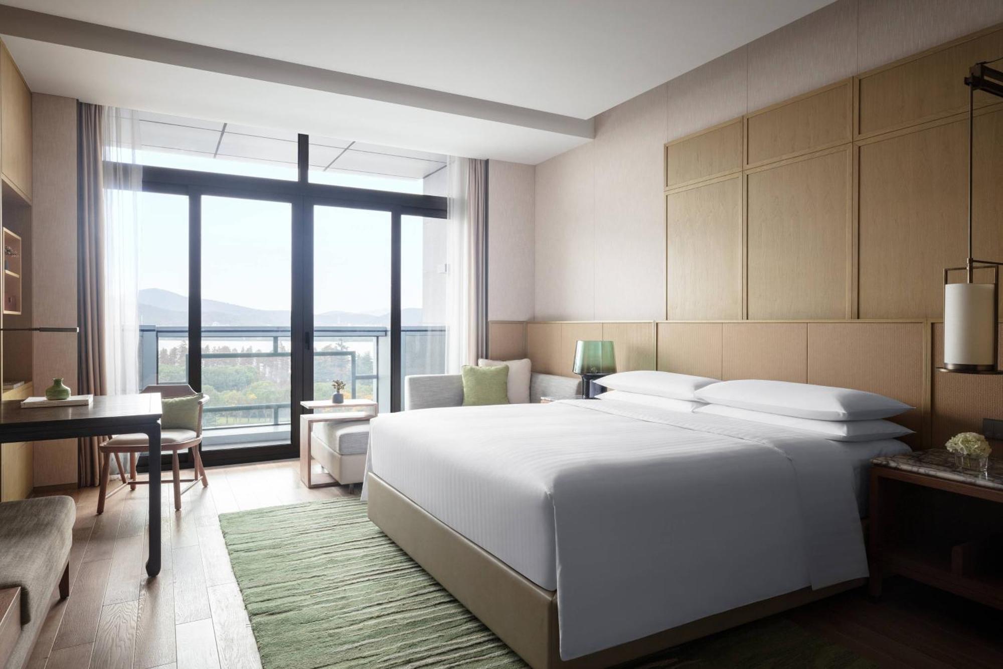 Wuxi Marriott Hotel Lihu Lake Buitenkant foto